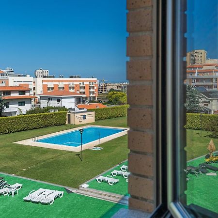 Guestready - Luxe Living By The Pool Apartment Povoa de Varzim Exterior photo