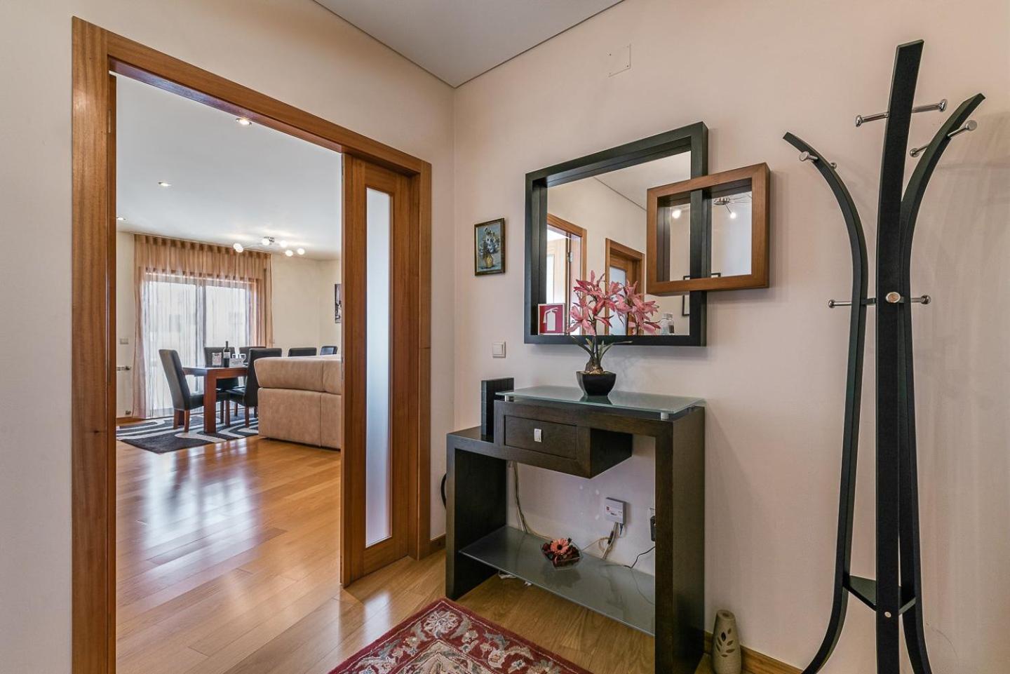 Guestready - Luxe Living By The Pool Apartment Povoa de Varzim Exterior photo